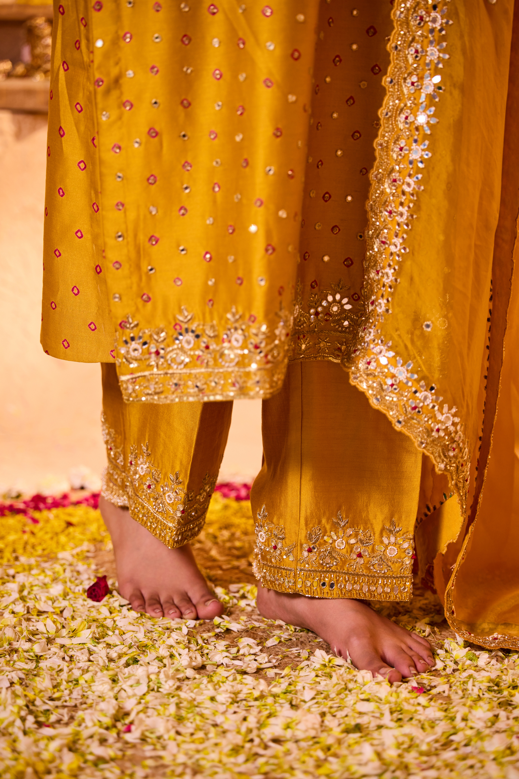 SAANJH – Sunset Mustard Silk Chanderi Kurta Set SAANJH – Sunset Mustard Silk Chanderi Kurta Set